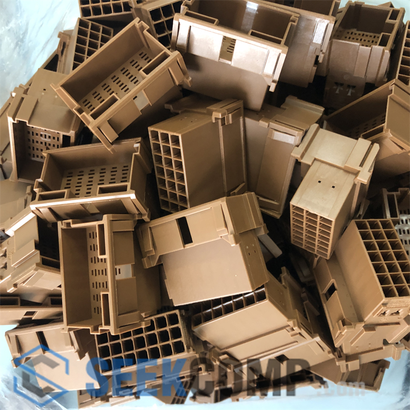 1-967630-1 - Image 2